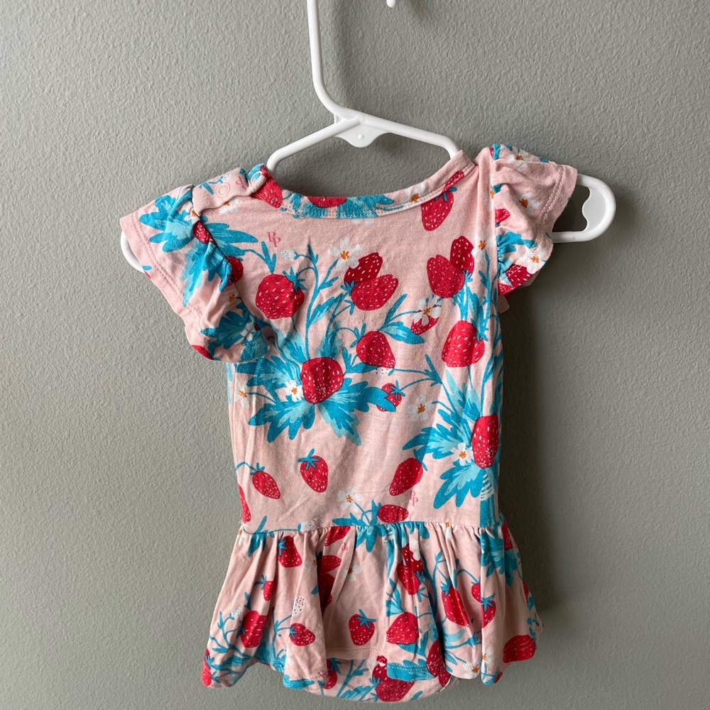 Posh Peanut Bamboo Pink and Green Strawberries Bodysuit Twirl - Picture 5 of 5